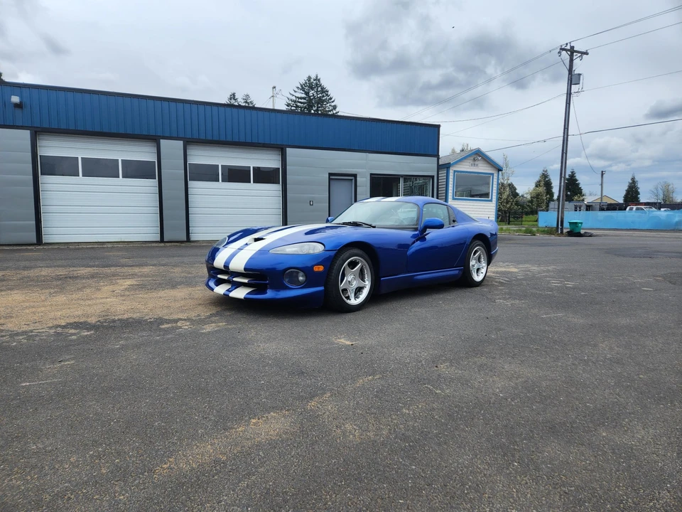 1996 Dodge Viper GTS 2nd Gen - Image 2 of 31