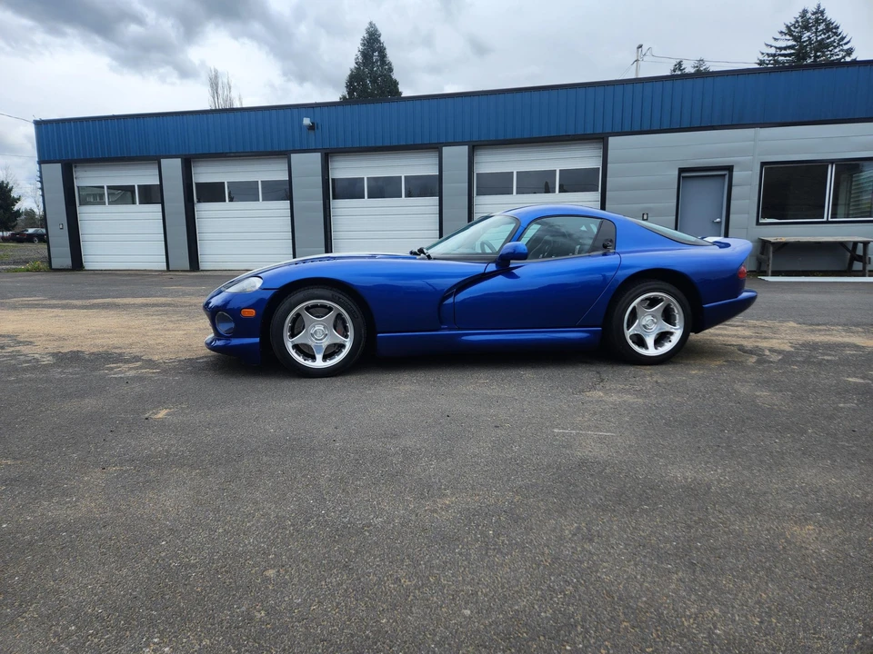 1996 Dodge Viper GTS 2nd Gen - Image 20 of 31