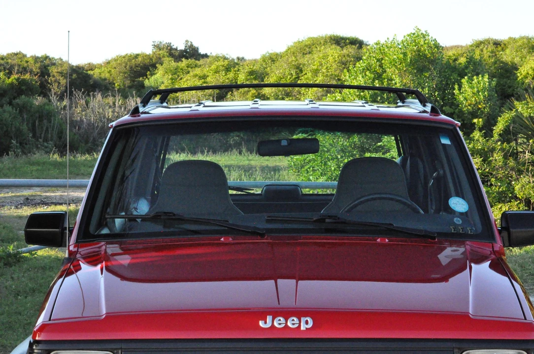 1996 Jeep XJ Cherokee - Image 21 of 31