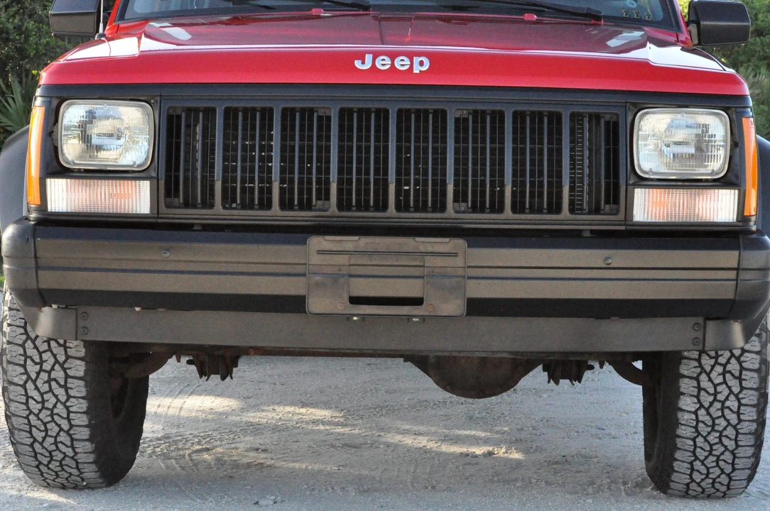 1996 Jeep XJ Cherokee - Image 19 of 31