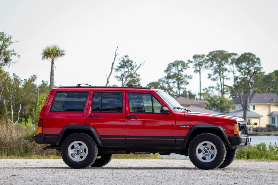 1996 Jeep XJ Cherokee - Image 11 of 31