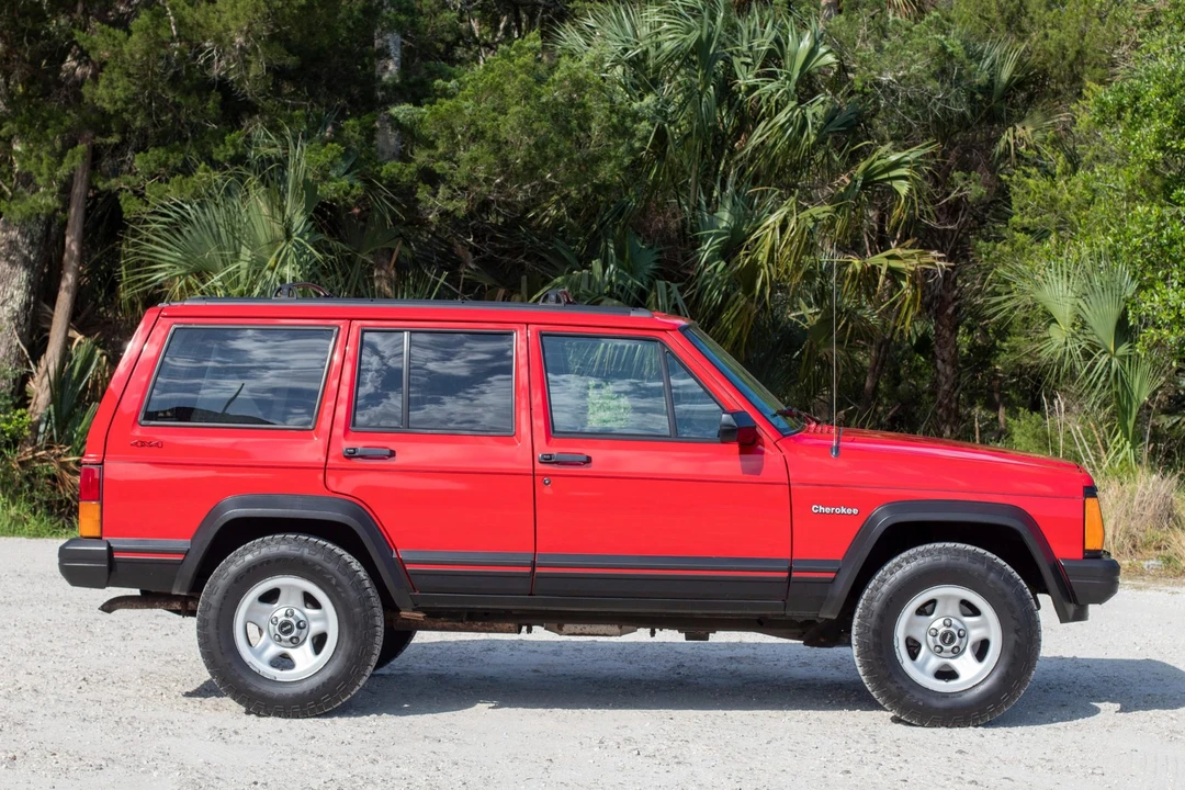 1996 Jeep XJ Cherokee - Image 15 of 31