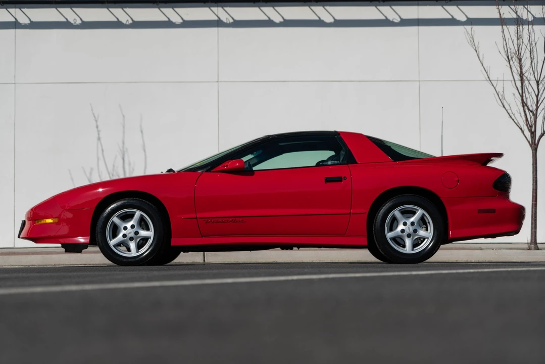1996 Pontiac Firebird Trans Am 4th Gen - Image 17 of 31