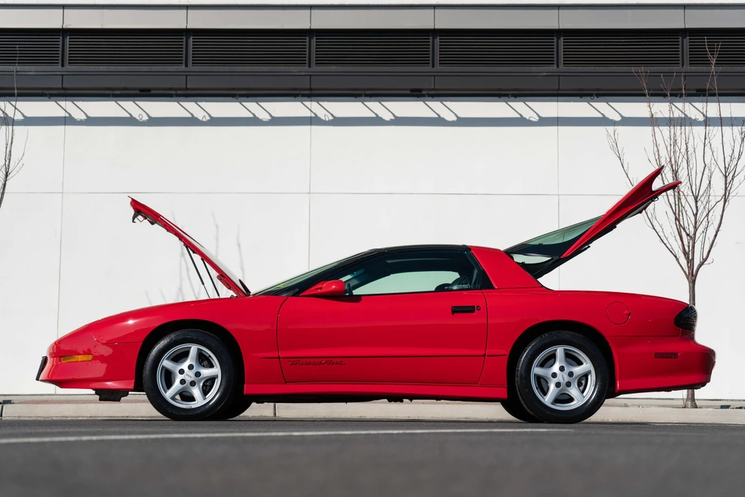 1996 Pontiac Firebird Trans Am 4th Gen - Image 18 of 31