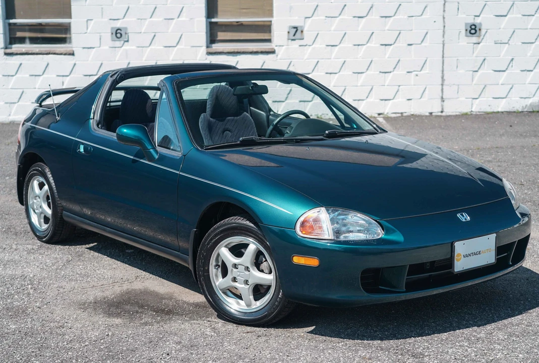 1997 Honda Del Sol - Image 9 of 31