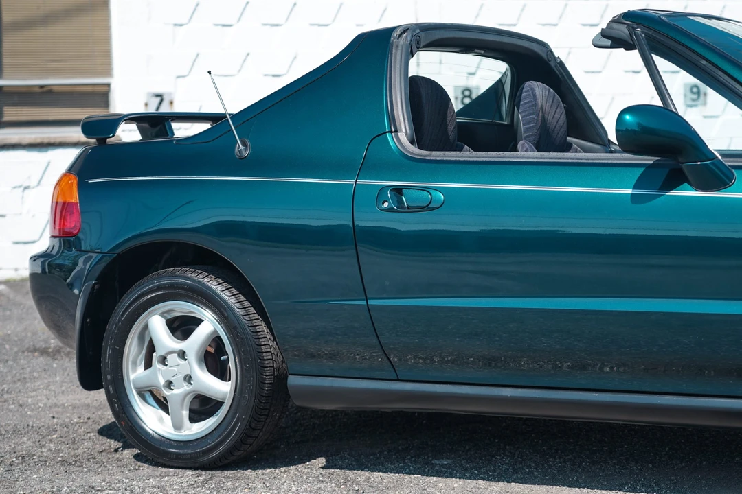 1997 Honda Del Sol - Image 24 of 31