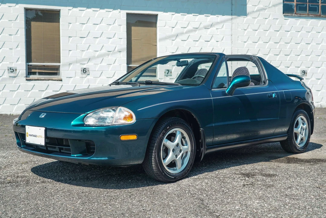 1997 Honda Del Sol - Image 2 of 31