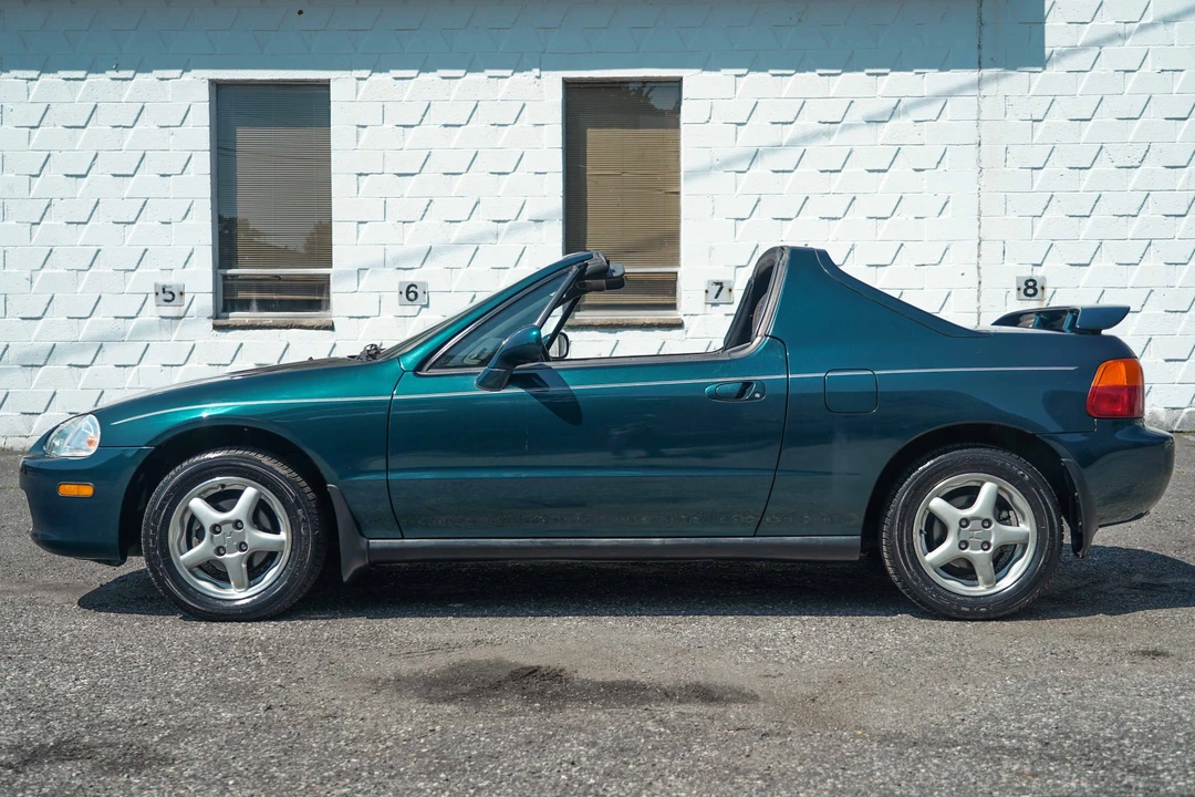 1997 Honda Del Sol - Image 18 of 31