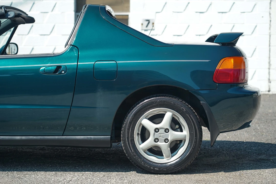 1997 Honda Del Sol - Image 20 of 31