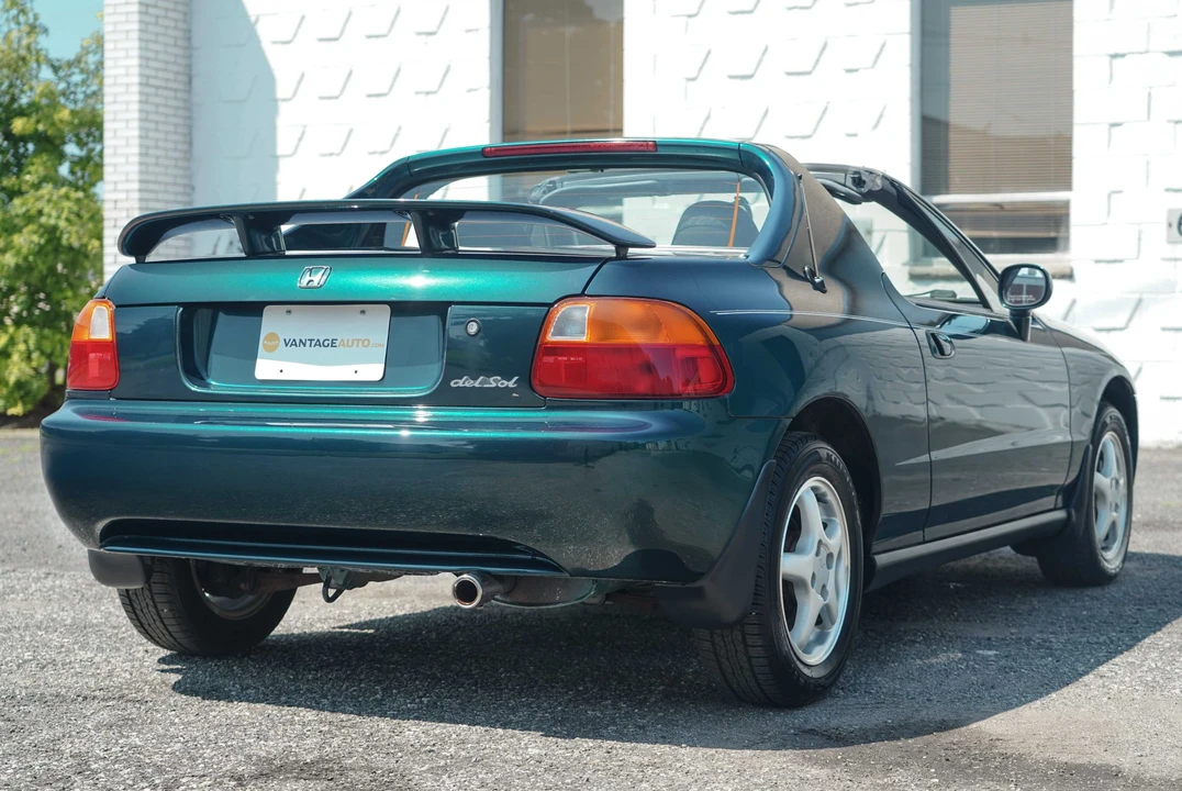1997 Honda Del Sol - Image 13 of 31