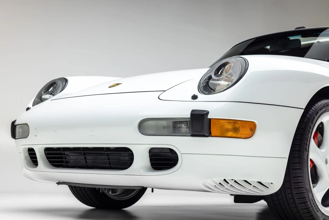 1997 Porsche 993 Carrera 4S - Image 21 of 31