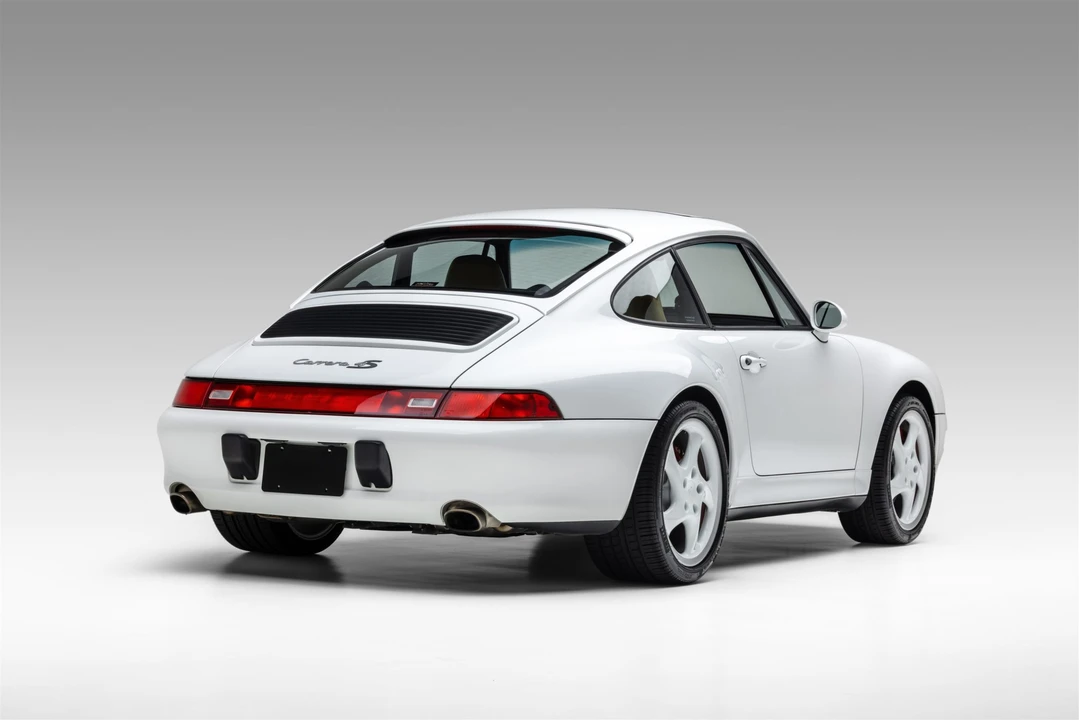 1997 Porsche 993 Carrera 4S - Image 11 of 31