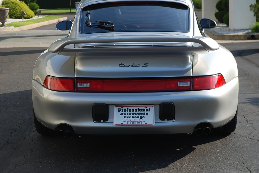 1997 Porsche 993 Turbo - Image 10 of 31