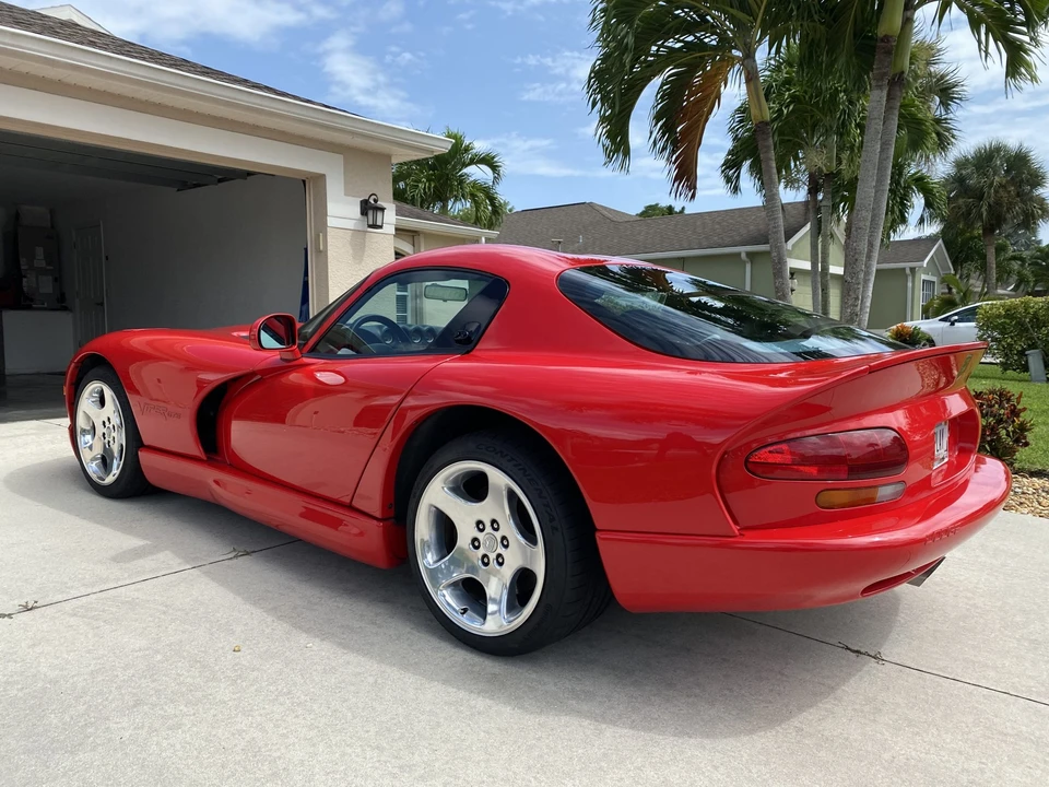 1999 Dodge Viper GTS 2nd Gen - Image 5 of 31