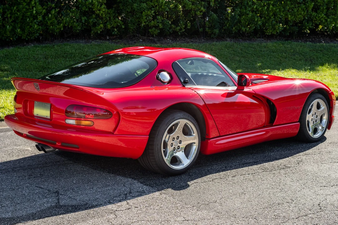 1999 Dodge Viper GTS 2nd Gen - Image 10 of 31