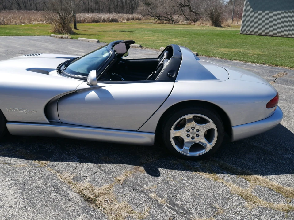 1999 Dodge Viper 2nd Gen - Image 28 of 31