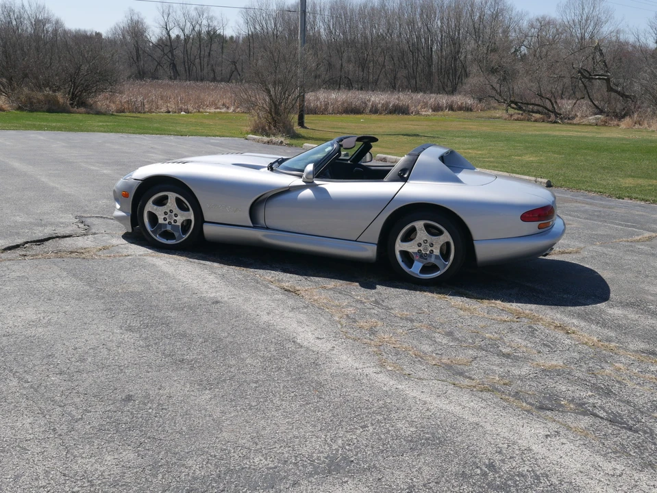 1999 Dodge Viper 2nd Gen - Image 9 of 31