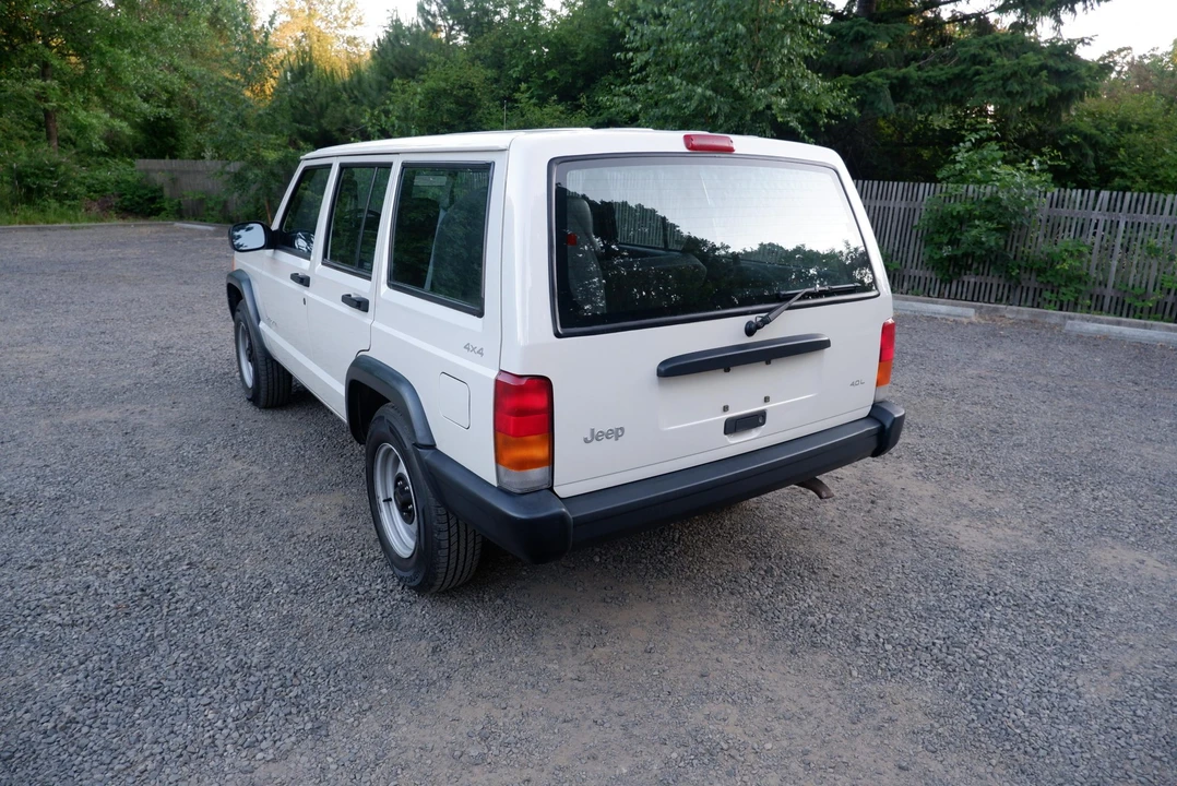 1999 Jeep XJ Cherokee - Image 19 of 31