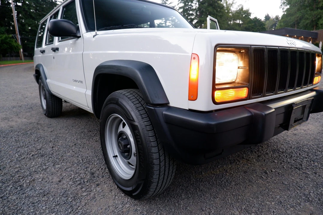 1999 Jeep XJ Cherokee - Image 25 of 31