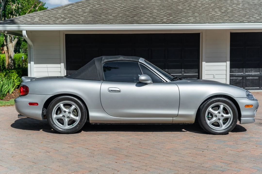 1999 Mazda NB MX-5 Miata - Image 16 of 31