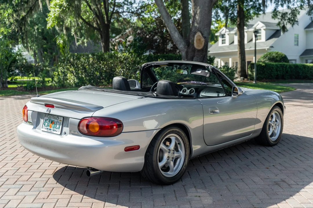 1999 Mazda NB MX-5 Miata - Image 15 of 31