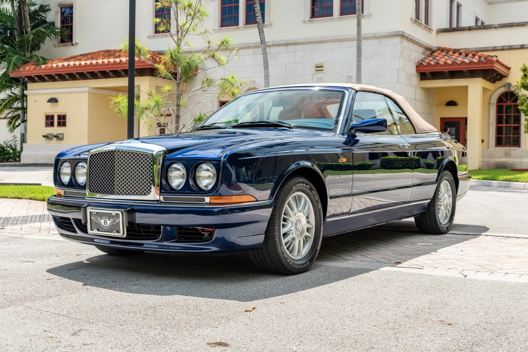 2000 Bentley Azure 1st Gen - Image 2 of 31
