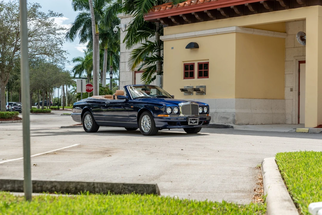 2000 Bentley Azure 1st Gen - Image 15 of 31