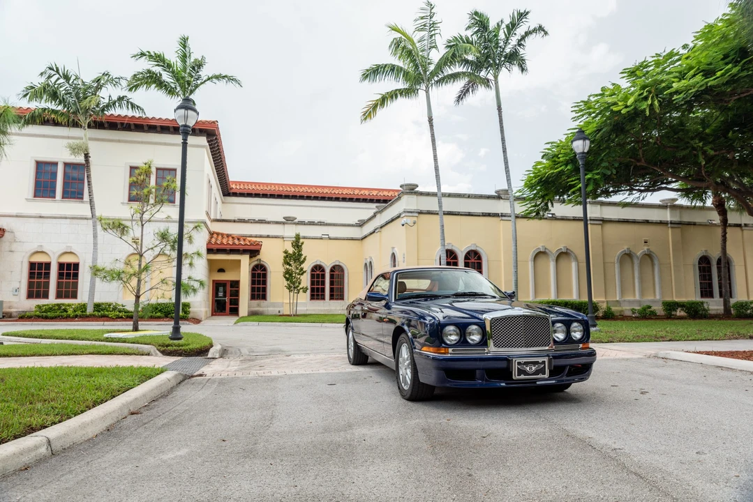 2000 Bentley Azure 1st Gen - Image 17 of 31
