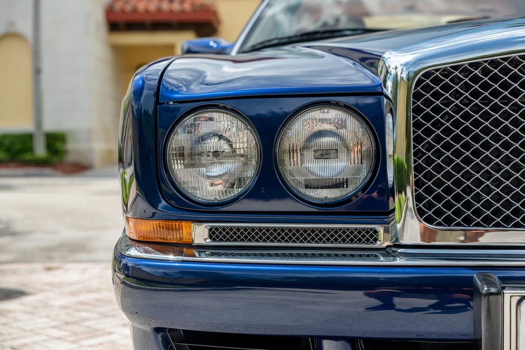 2000 Bentley Azure 1st Gen - Image 20 of 31