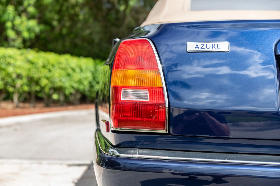 2000 Bentley Azure 1st Gen - Image 28 of 31