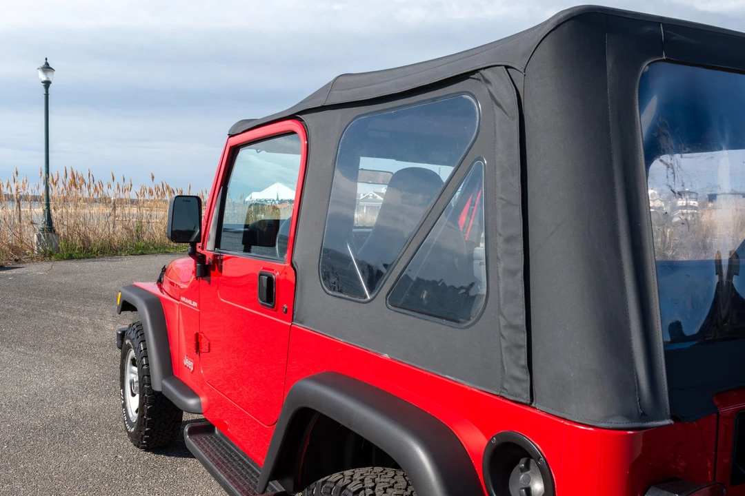 2000 Jeep TJ Wrangler - Image 29 of 31