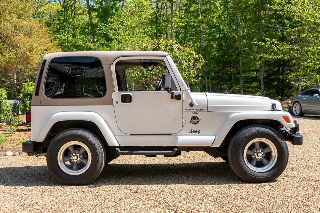2000 Jeep TJ Wrangler - Image 8 of 31