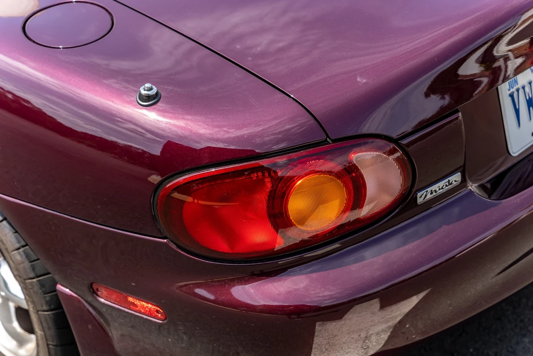 2000 Mazda NB MX-5 Miata - Image 20 of 31