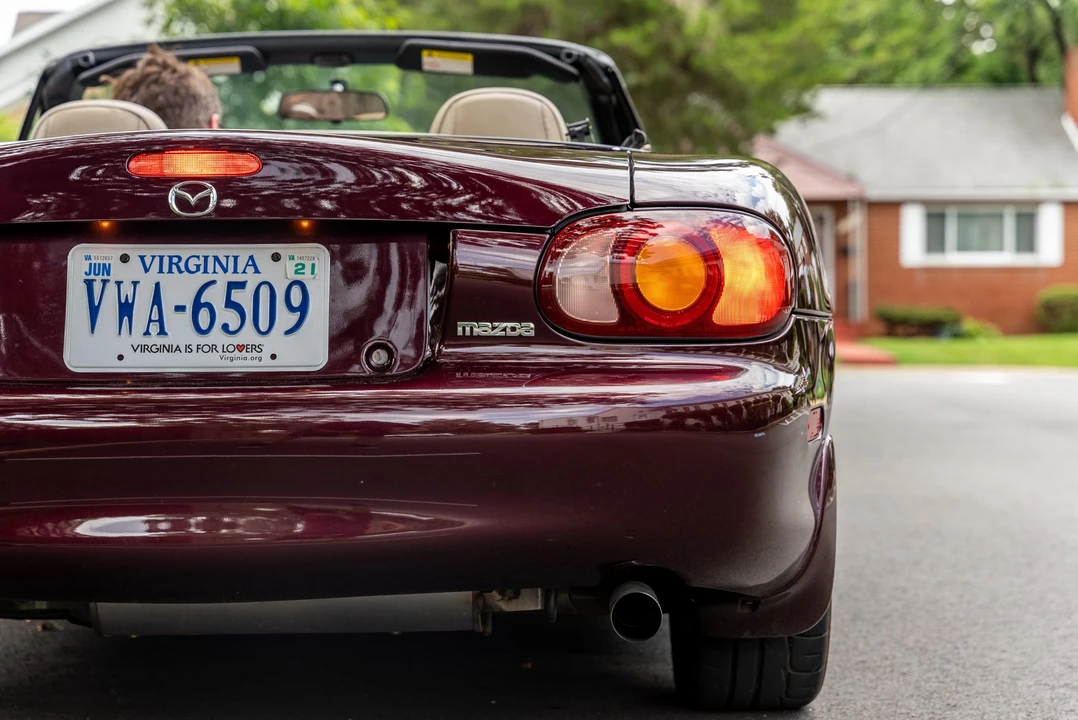 2000 Mazda NB MX-5 Miata - Image 22 of 31