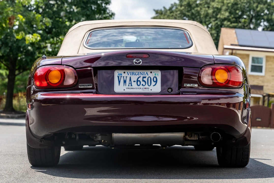 2000 Mazda NB MX-5 Miata - Image 13 of 31