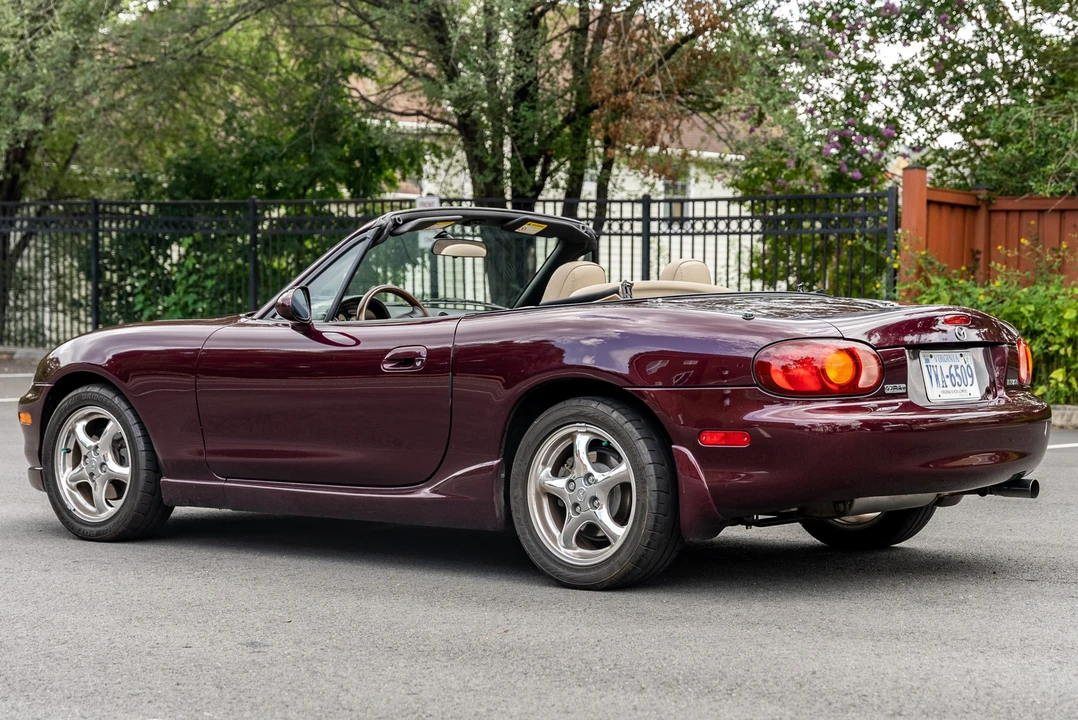 2000 Mazda NB MX-5 Miata - Image 7 of 31