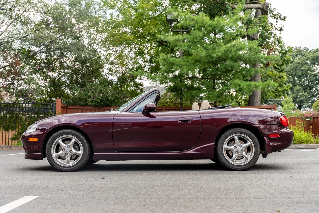 2000 Mazda NB MX-5 Miata - Image 8 of 31