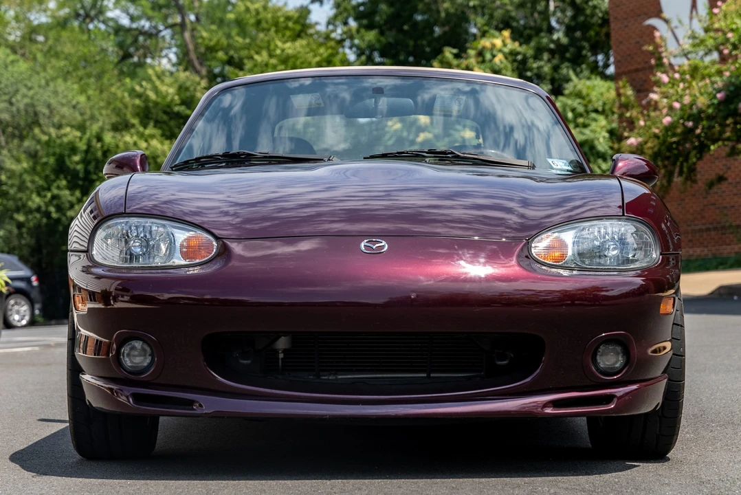 2000 Mazda NB MX-5 Miata - Image 9 of 31