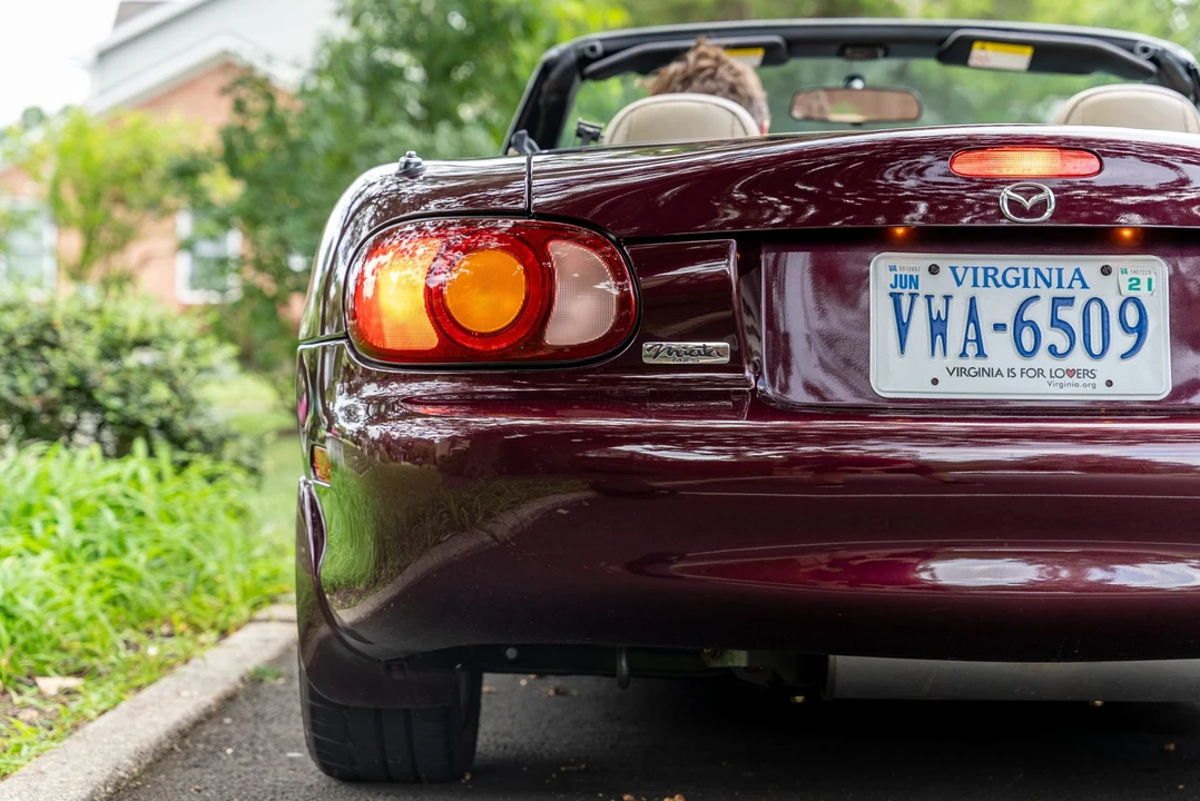 2000 Mazda NB MX-5 Miata - Image 21 of 31