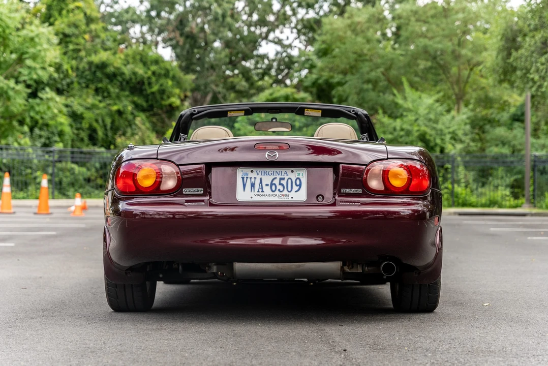 2000 Mazda NB MX-5 Miata - Image 6 of 31