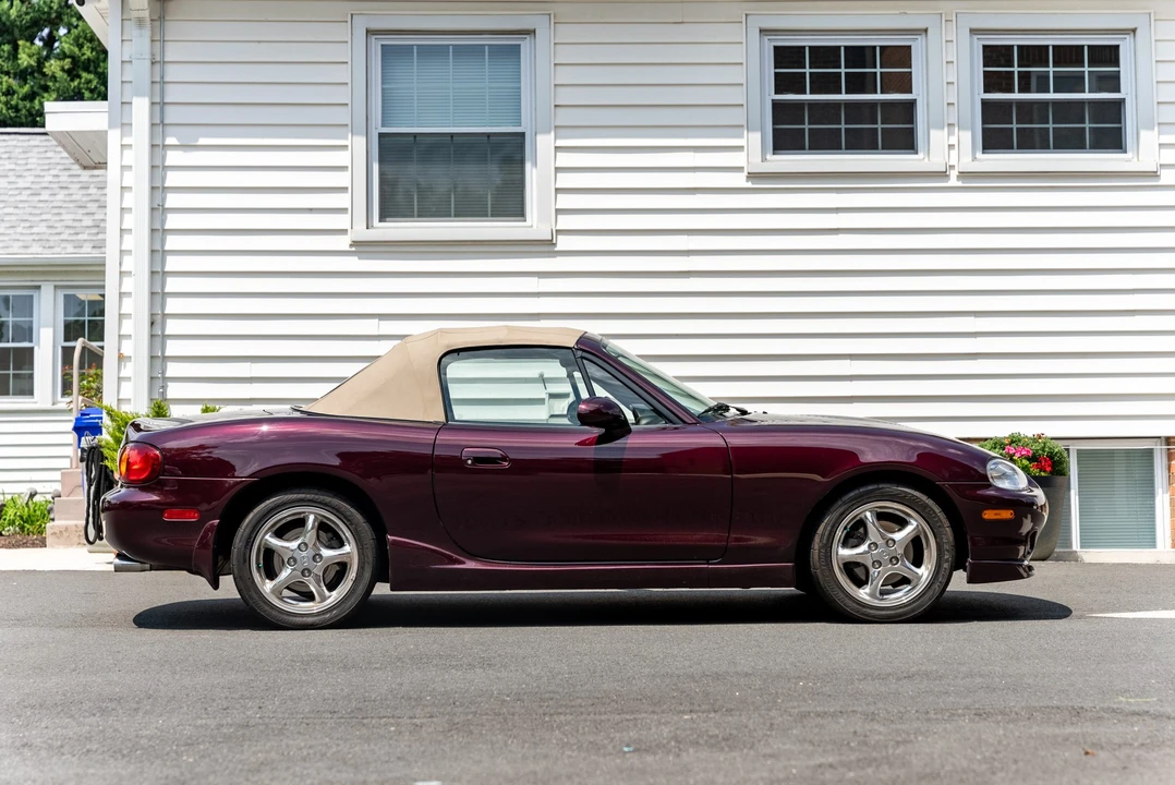 2000 Mazda NB MX-5 Miata - Image 11 of 31