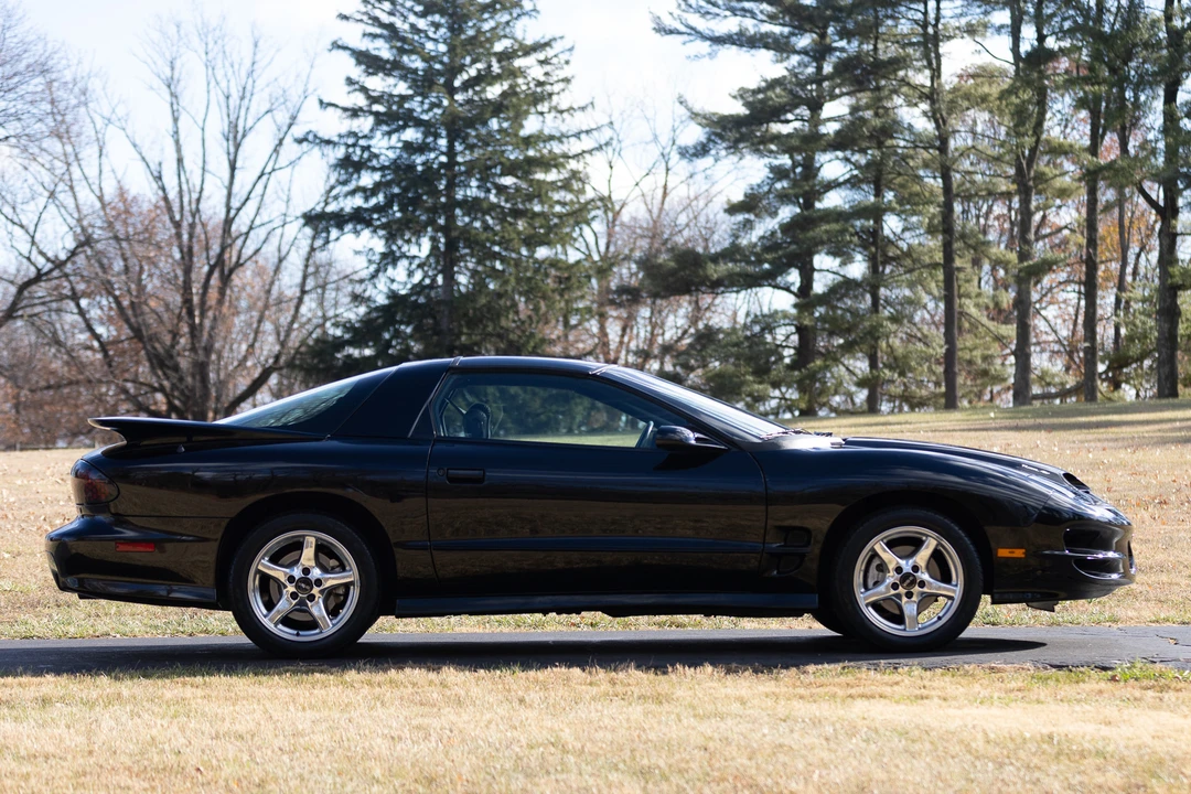 2000 Pontiac Firebird Trans Am 4th Gen - Image 14 of 31