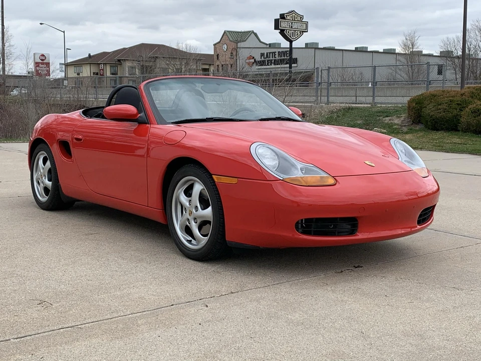 2000 Porsche 986 Boxster - Image 5 of 31