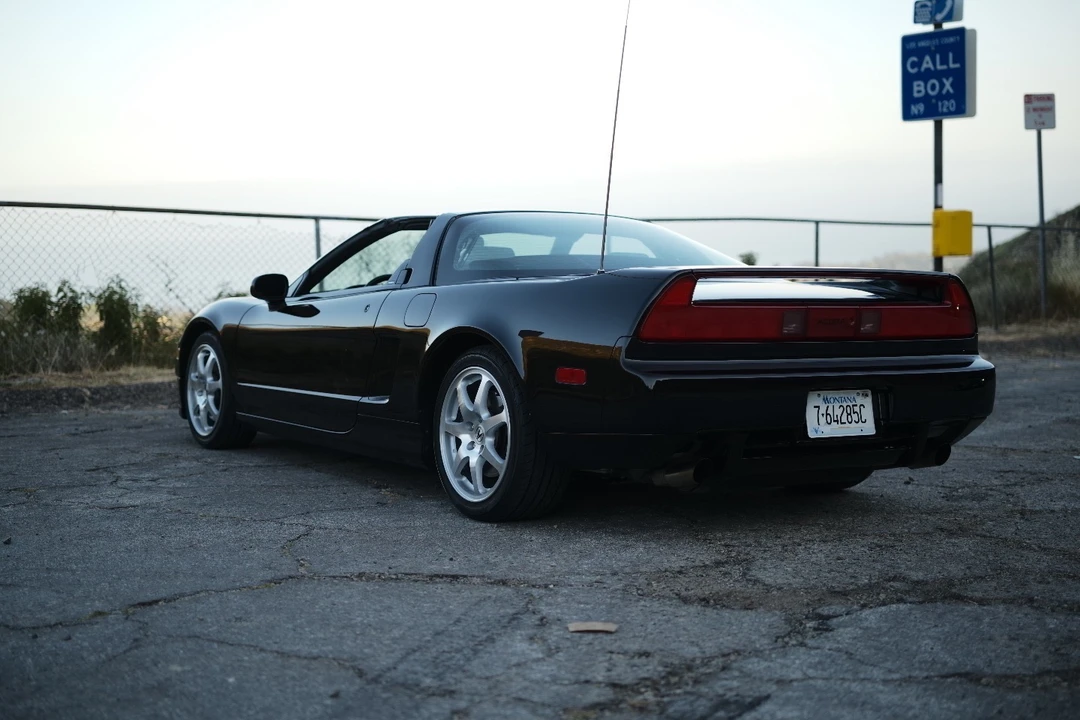 2001 Acura NA2 NSX - Image 15 of 31