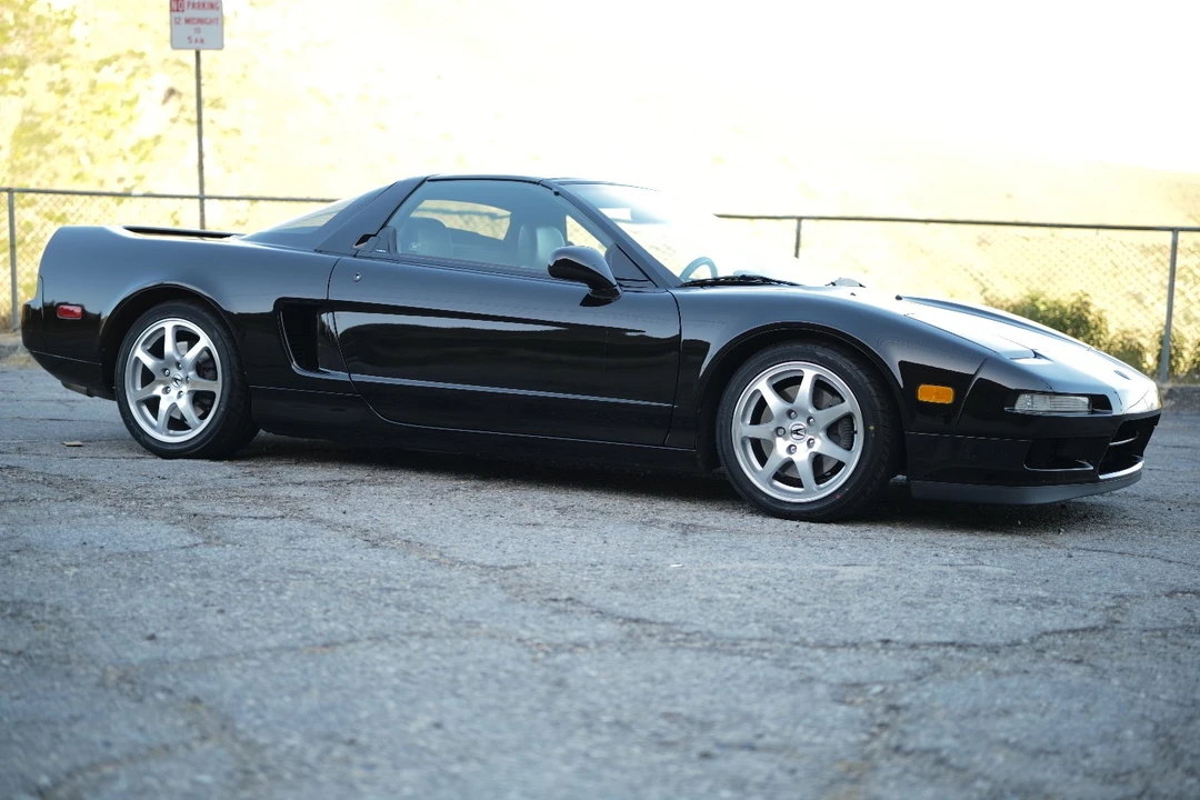 2001 Acura NA2 NSX - Image 3 of 31