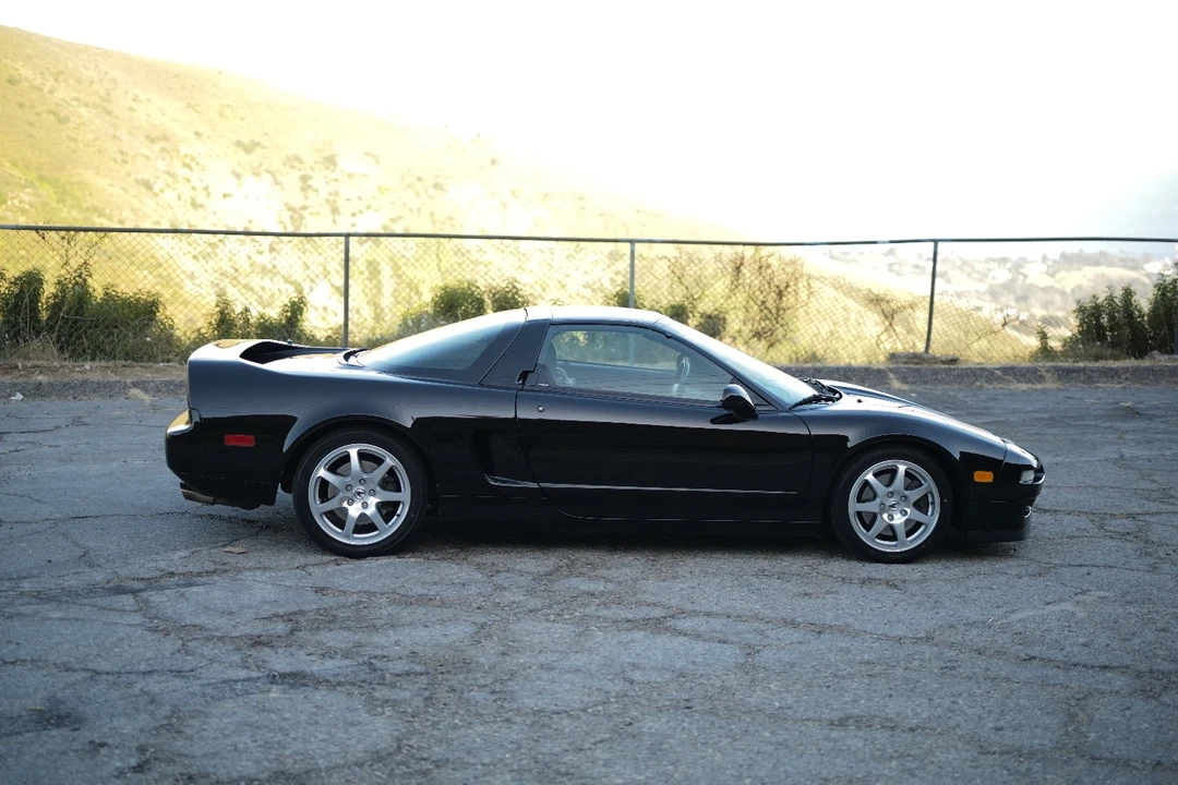 2001 Acura NA2 NSX - Image 6 of 31