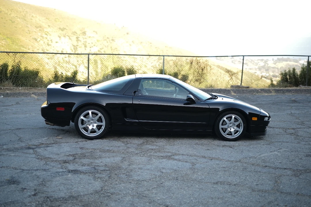 2001 Acura NA2 NSX - Image 7 of 31
