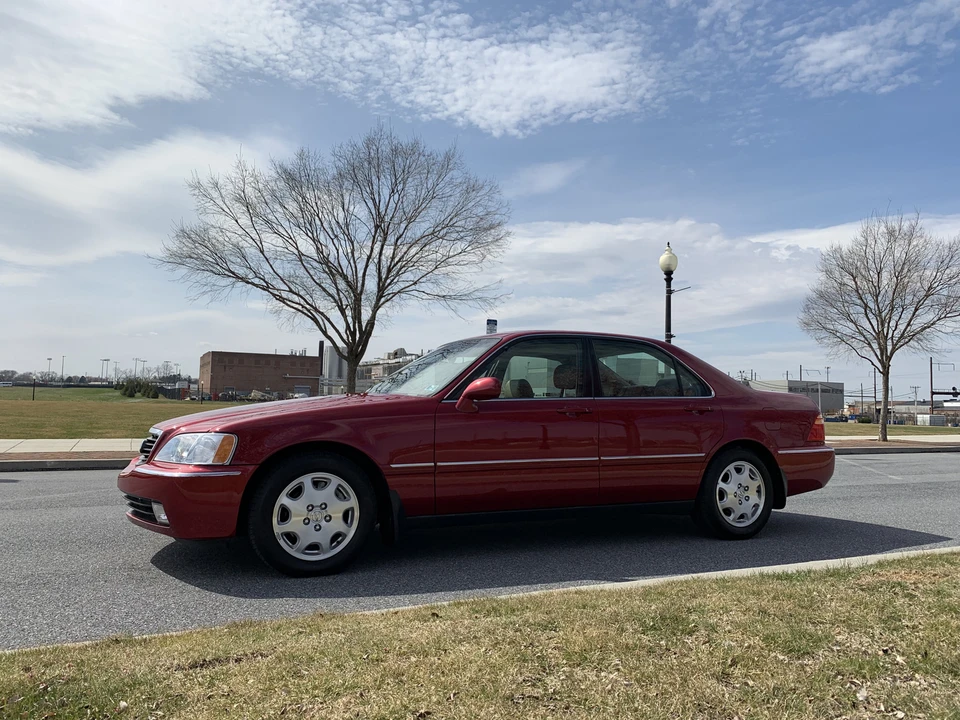 2001 Acura RL 1st Gen - Image 8 of 31