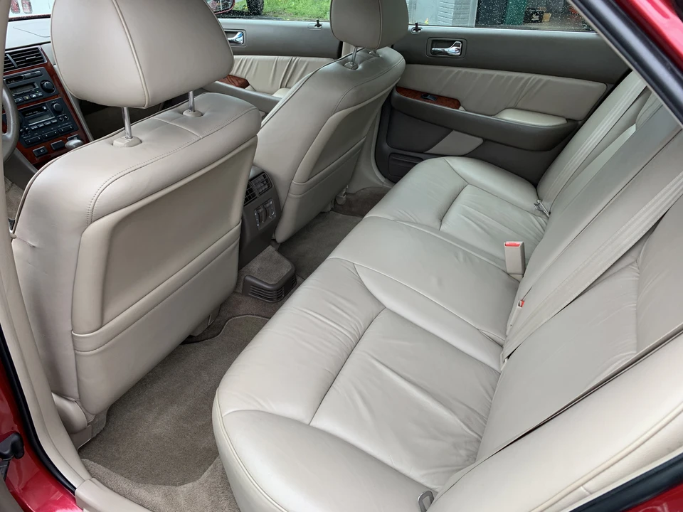 2001 Acura RL 1st Gen - Image 23 of 31