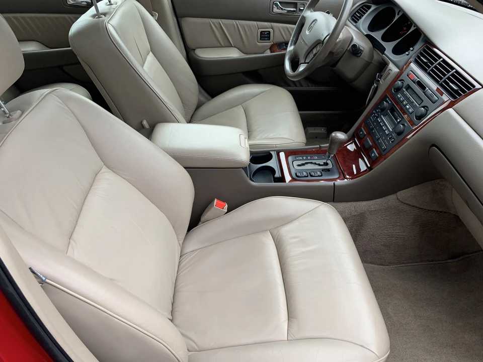 2001 Acura RL 1st Gen - Image 25 of 31